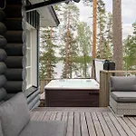 Lehmonkaerki Villa Asikkala (Southern Finland)