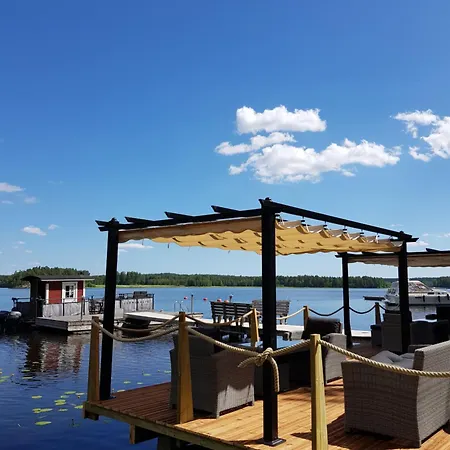 Lehmonkaerki Villa *