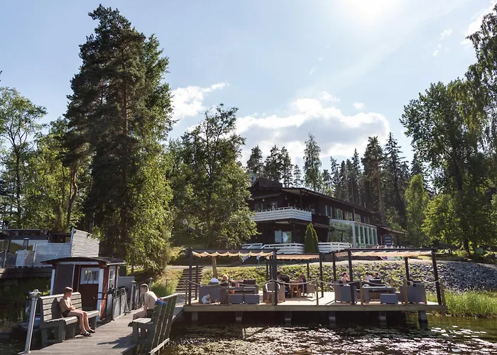 雷蒙卡基度假酒店 别墅 *