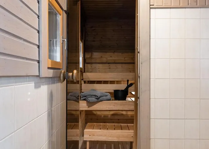 别墅 雷蒙卡基度假酒店