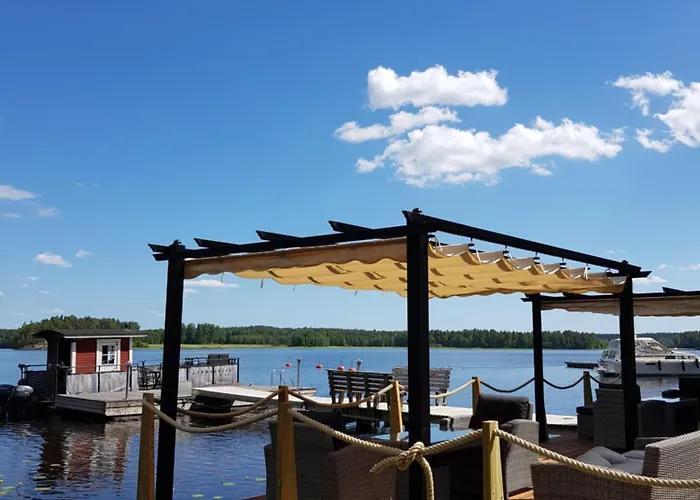 雷蒙卡基度假酒店 别墅 *